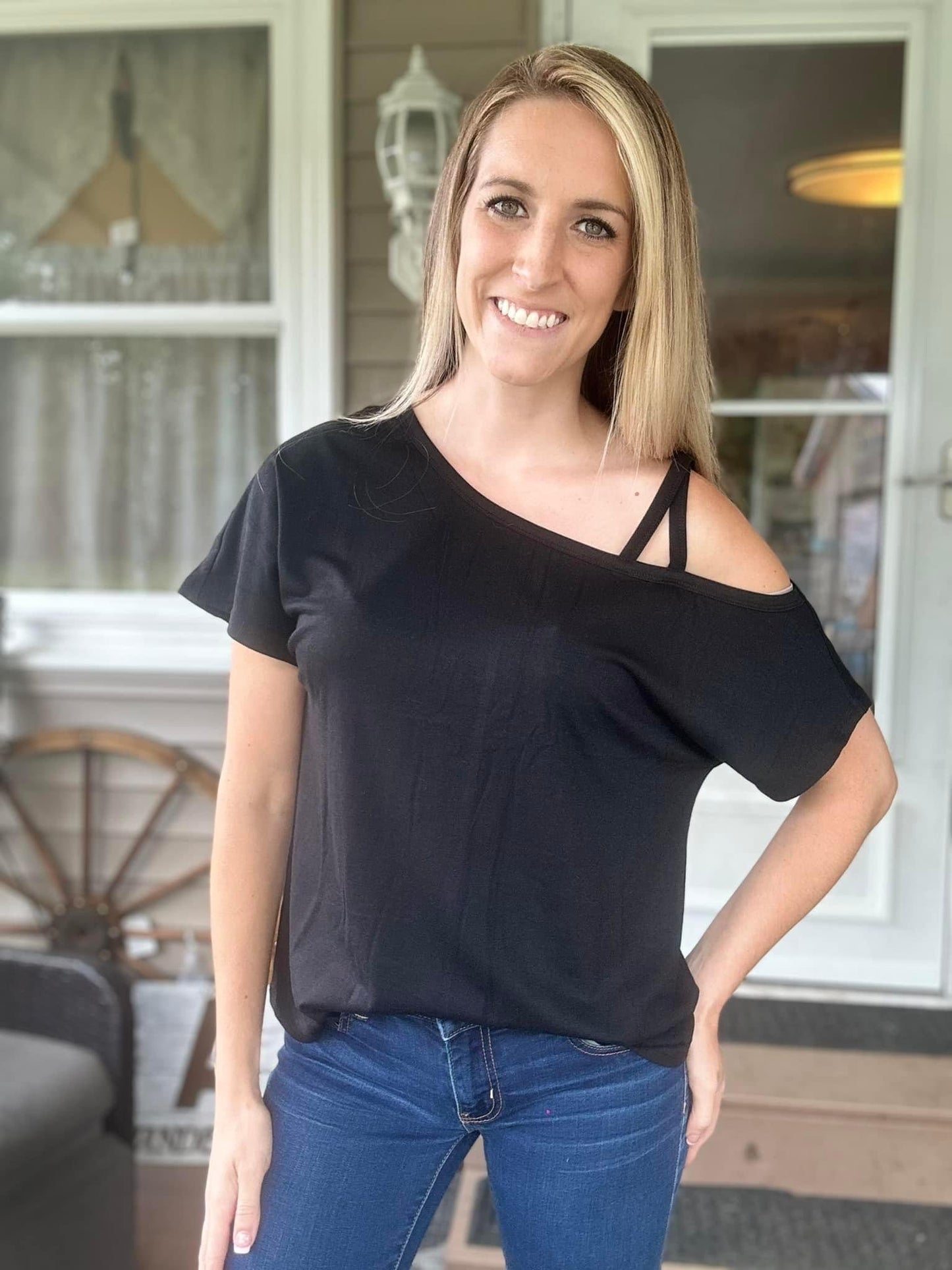 Crisscross One Shoulder
